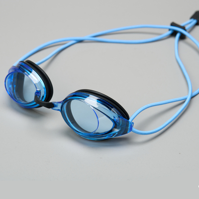 Adult Swim Goggles， Strap Swimming Goggles No Hair Pulling Mirrored/Clear Lens Goggles Easy Adjust， Full Protection