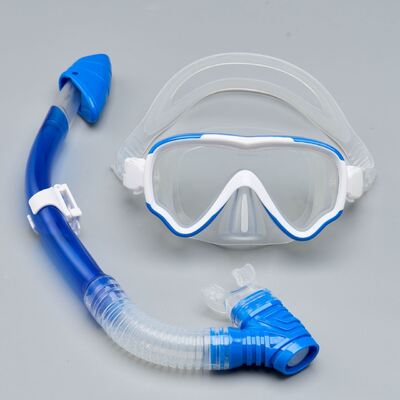 Children's diving mask breathing tube set. Floatation mask silicone dry-type breathing tube. Diving goggles OEM processing and customization.